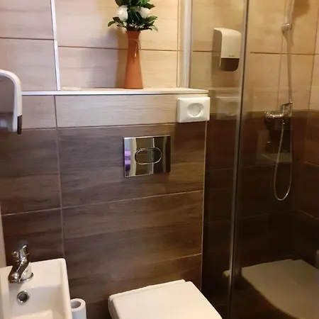 ゲストハウス Vulture 2*