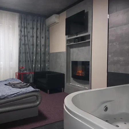 ゲストハウス Vulture 2*