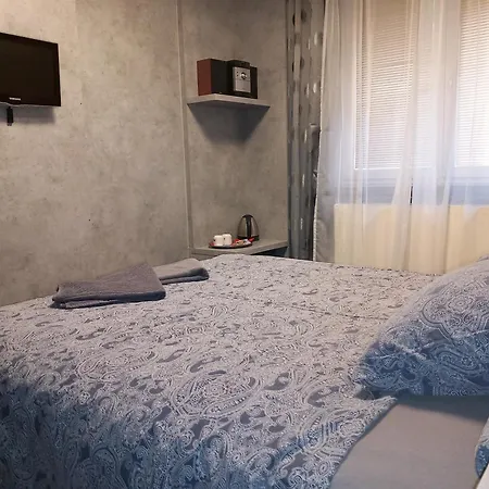 ゲストハウス Vulture